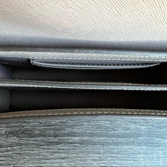 NWOT! Tory Burch Robinson Mini Convertible Crossbody/Shoulderbag in Gray Heron - Picture 13 of 16